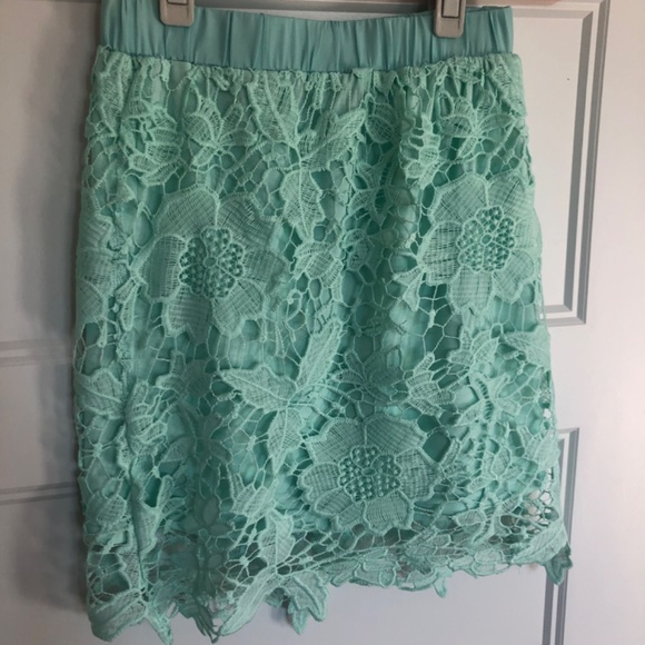 Tobi Womens Lace Crochet Overlay Mini Skirt Mint Size XS - Picture 4 of 6